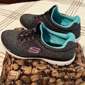 Skechers Summits-Striding Trainers Memory Foam Breathable Flexible Women…